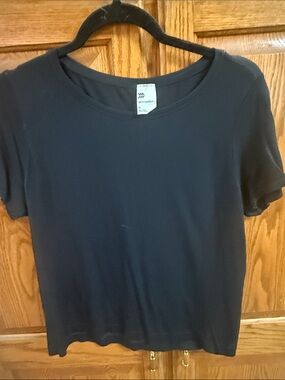 all in motion Black Short Sleeve Crewneck Tee xl